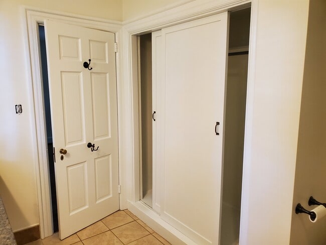 Storage Closet - 415 10th St NW