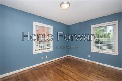 Building Photo - 708 Mt Vernon Dr