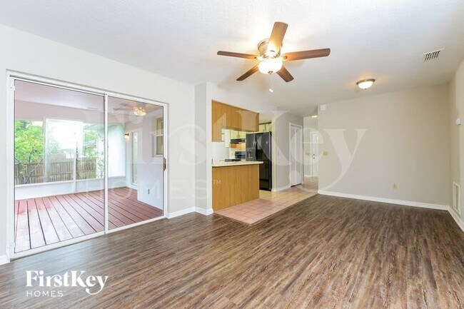 Building Photo - 3103 Branchville Dr