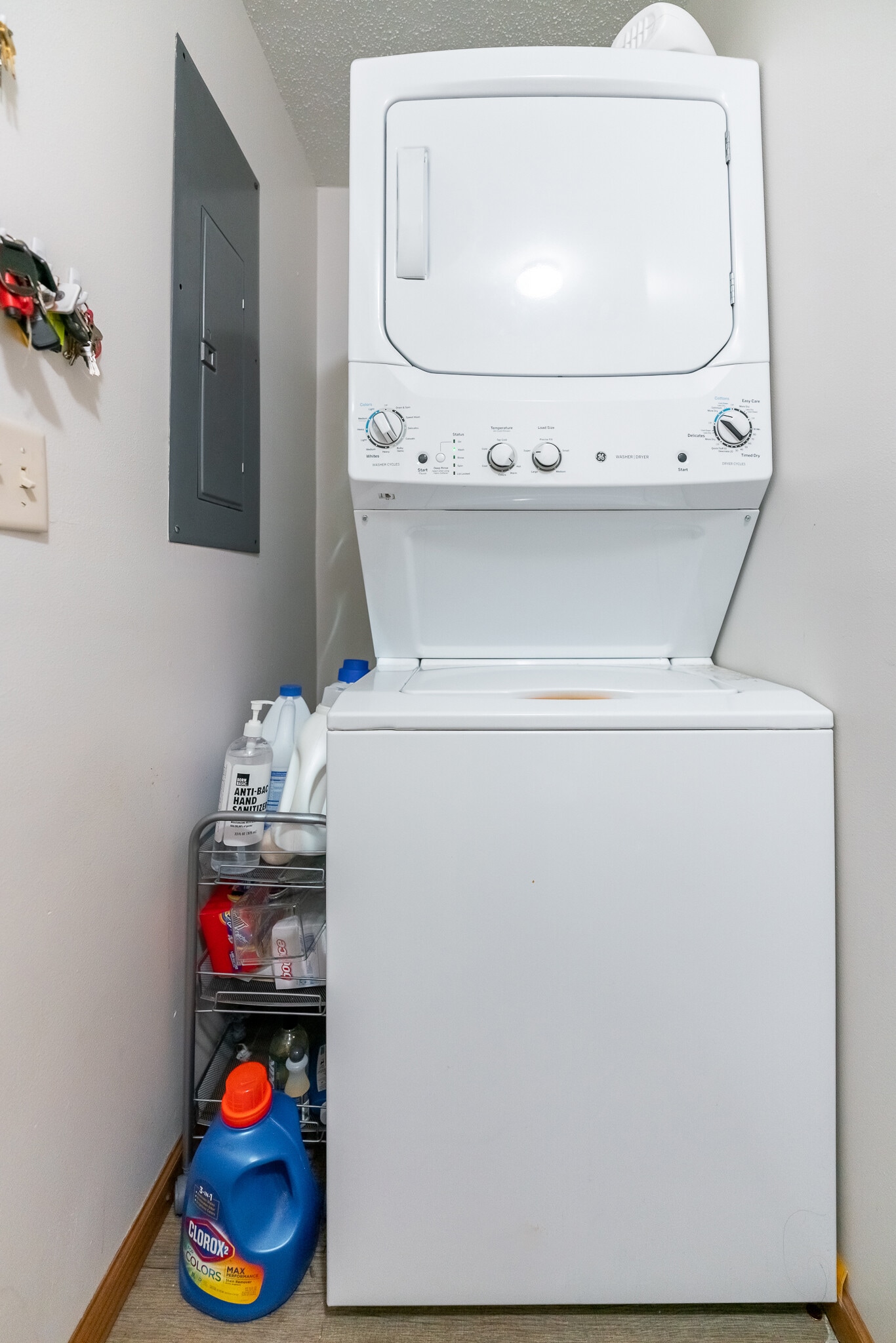Laundry area. - 515 2nd St W