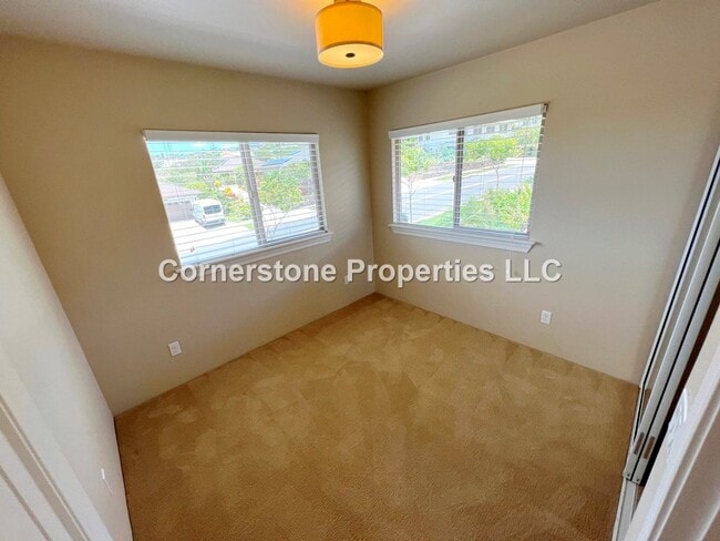 Building Photo - 92-637-637 Welo St