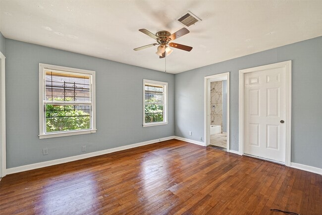 Building Photo - 3918 Tavenor Ln