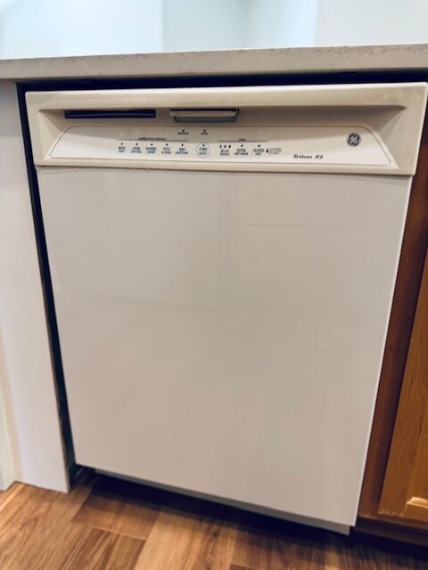 Building Photo - 50 Grove End Rd