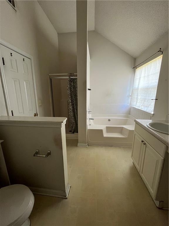 Building Photo - 5420 Sapphire Cir
