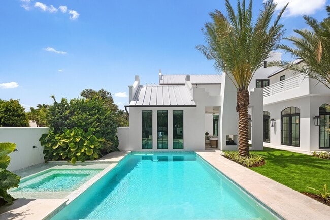 Building Photo - 734 S Ocean Blvd