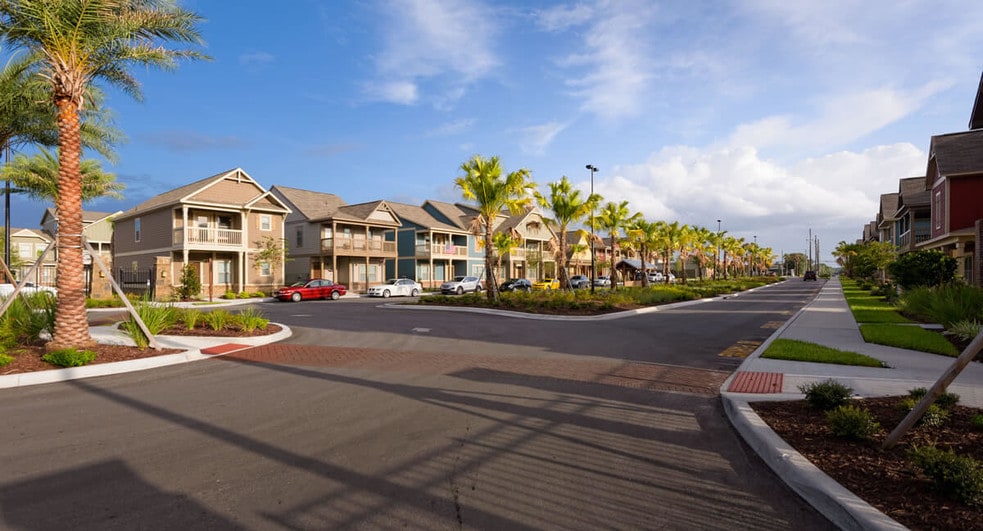 Building Photo - Redpoint at College Station