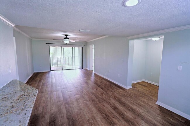 Building Photo - 2450 Heron Terrace