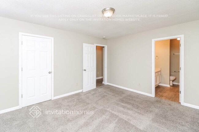 Building Photo - 7300 Hunters Ridge Dr