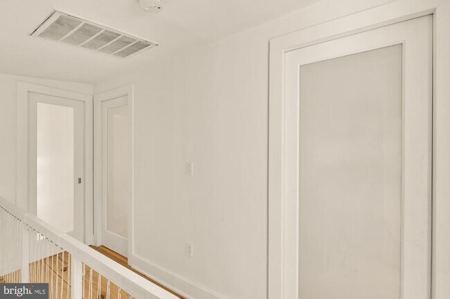 Building Photo - 1608 5th St NW