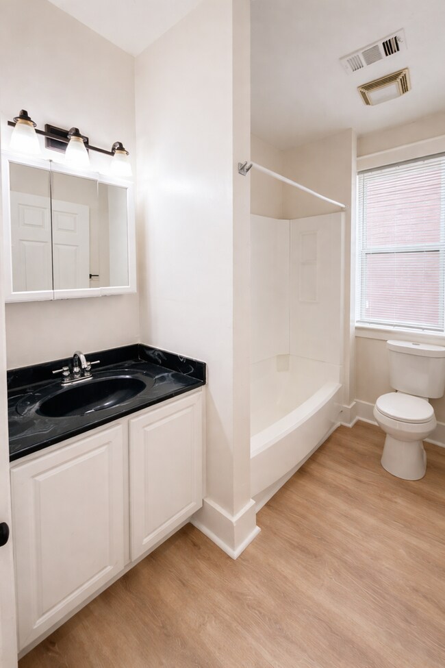 Building Photo - 313-313 NW Martin Luther King Jr Blvd