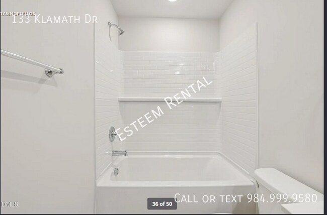 Building Photo - 133 Klamath Dr