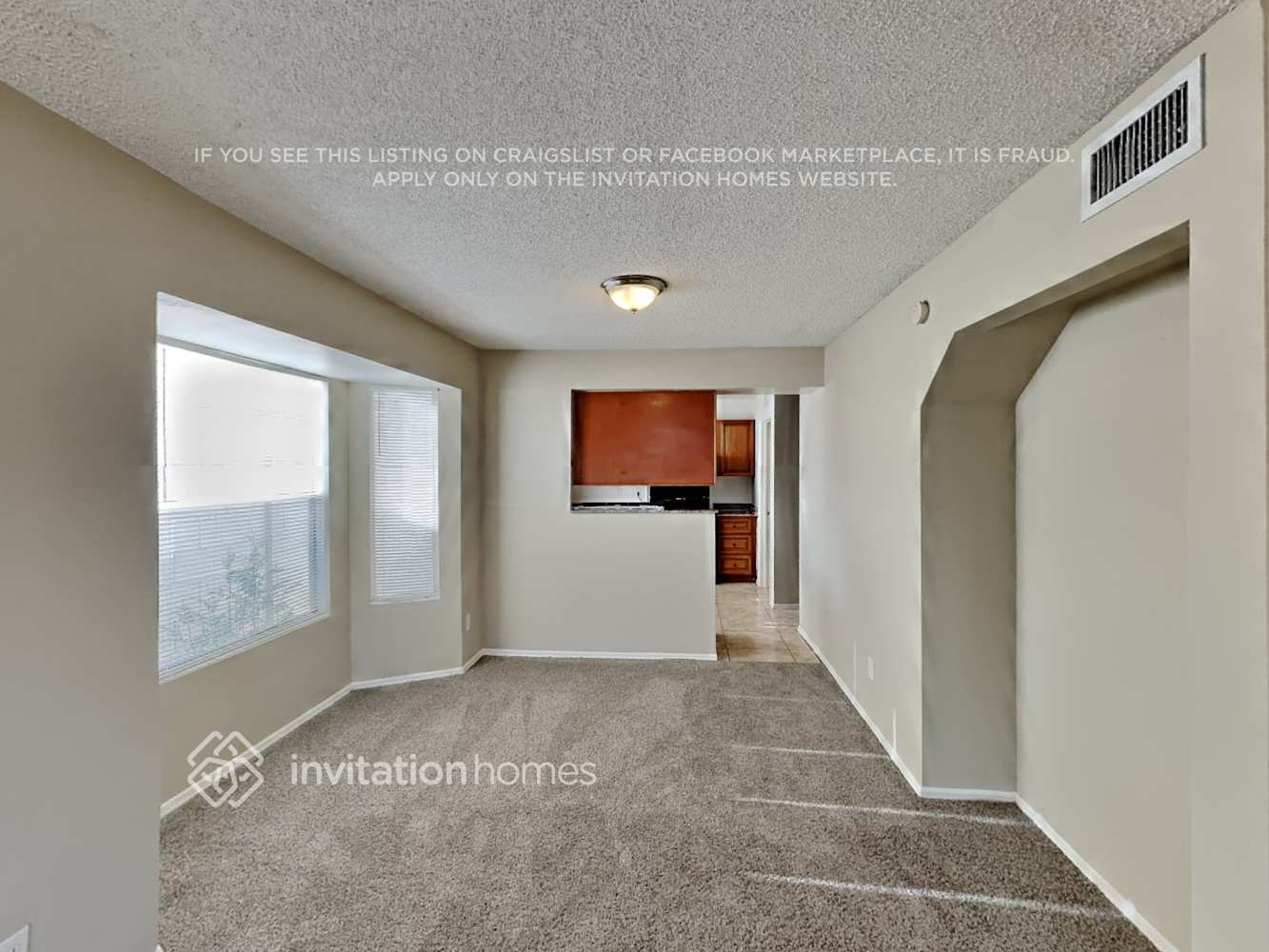 Building Photo - 630 E Jensen St