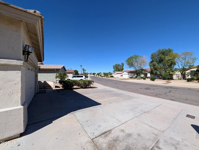 Building Photo - 3028 N 109th Ave