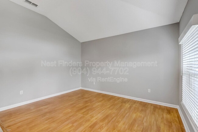 Building Photo - 9642 Pritmore Rd E