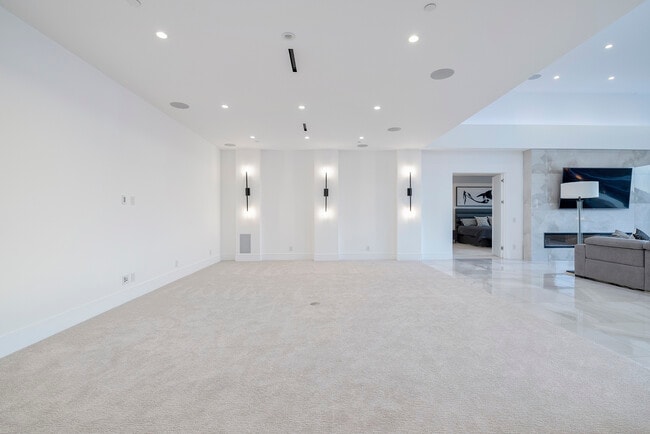 Building Photo - 663 Palisade Rim Dr