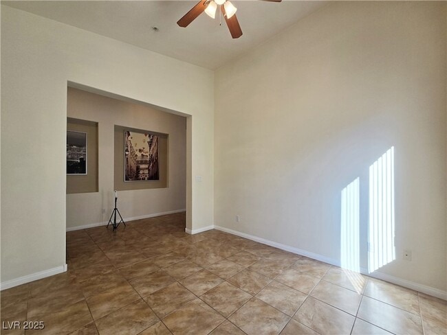 Building Photo - 9818 Nicova Ave