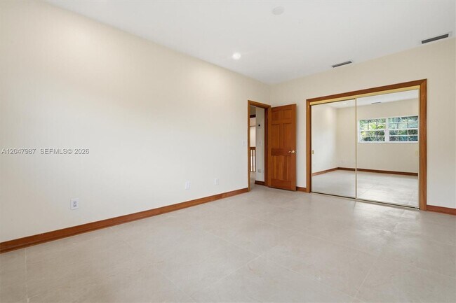 Building Photo - 8320 NW 167th Terrace