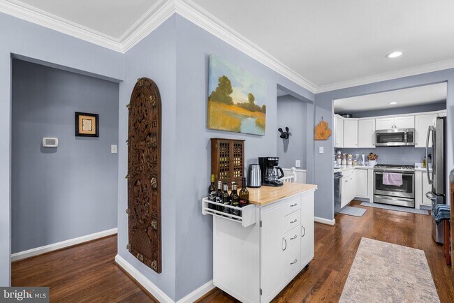 Building Photo - 3904 Lantern Dr