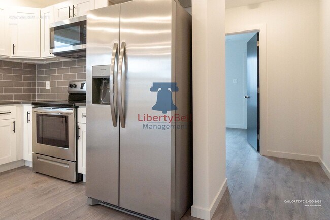 Building Photo - 5734 Walnut St