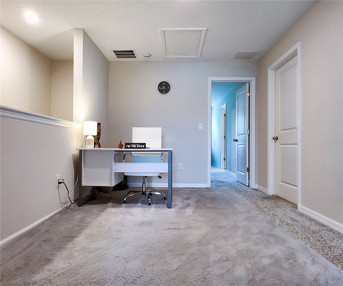 Building Photo - 17015 Coral Key Dr