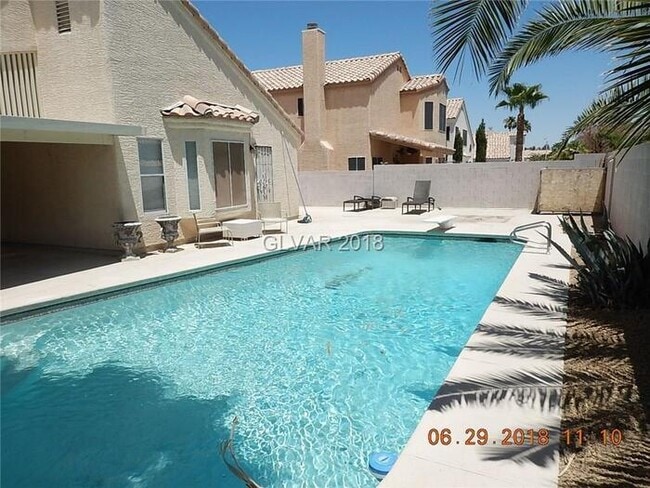 Building Photo - COMING SOON - Ready no later than Mid March