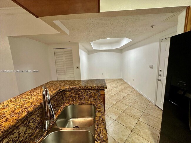 Building Photo - 231 SW 116th Ave