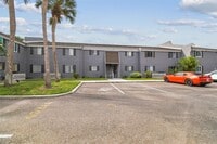 Building Photo - 4036 Cortez Dr