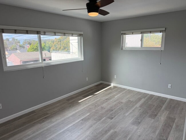 Building Photo - 4742.5 Lotus St