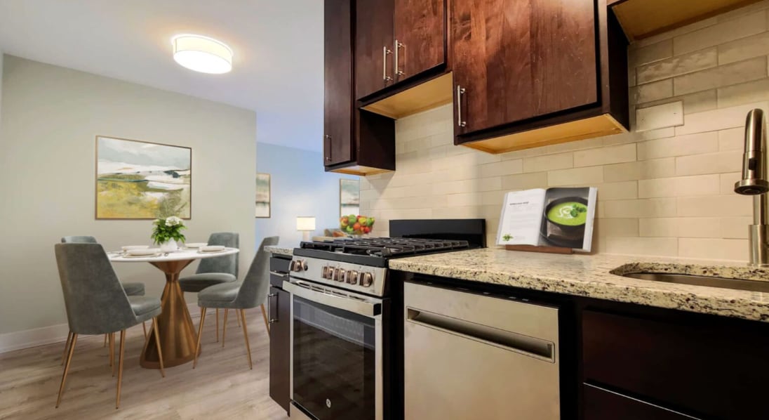 Building Photo - 456 W Barry Ave