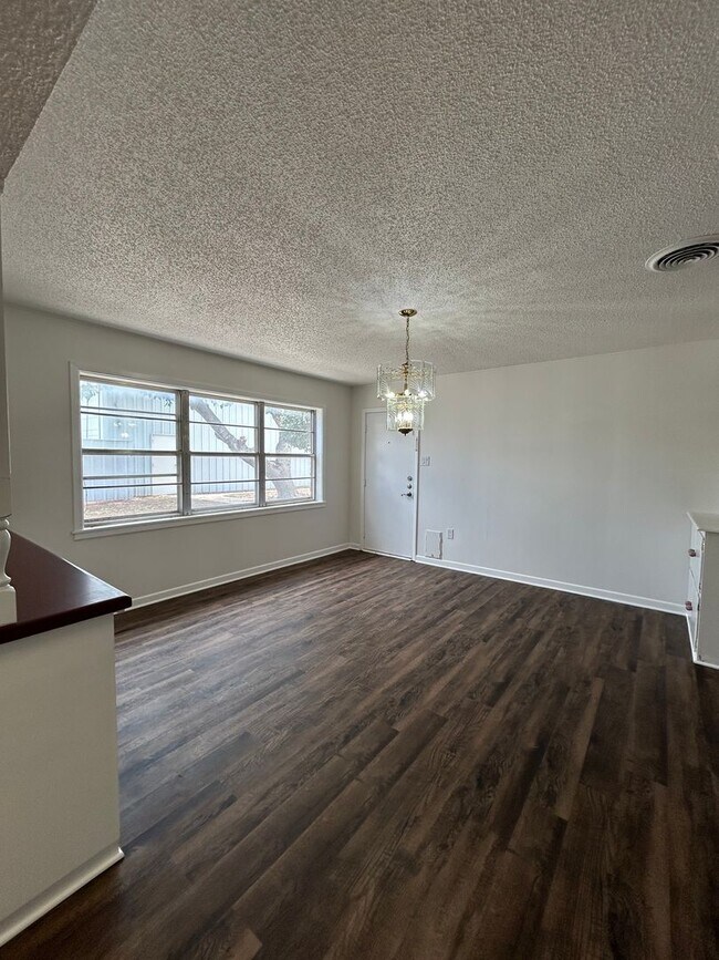 Building Photo - This one has it all!  Spacious 3-Bedroom Home in a Great Location!