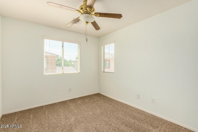 Building Photo - 4334 E Carla Vista Dr
