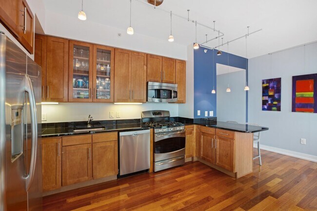 Building Photo - 389 Washington St