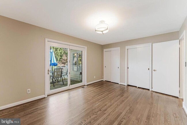 Building Photo - 3867 Chesterbrook Rd