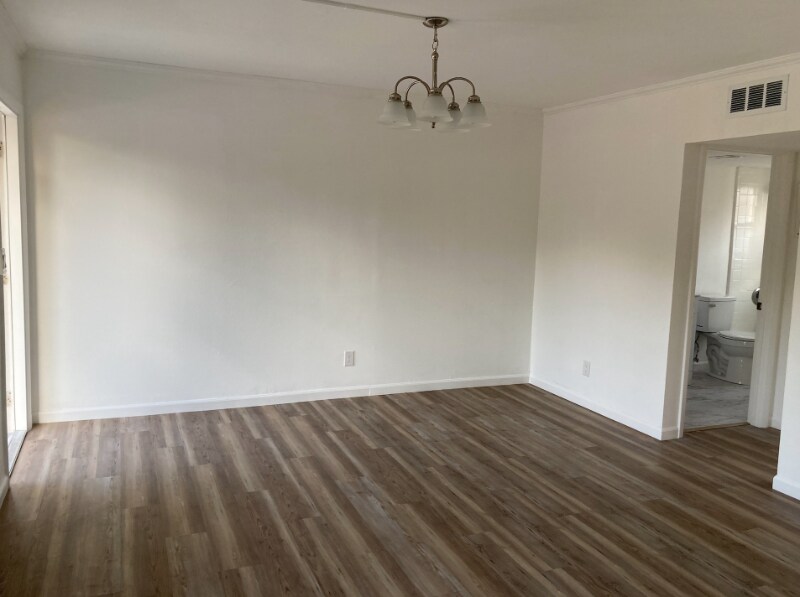 Building Photo - 1895 40th Ave