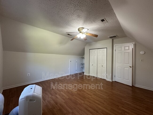 Building Photo - 12235 Pinyon Ln