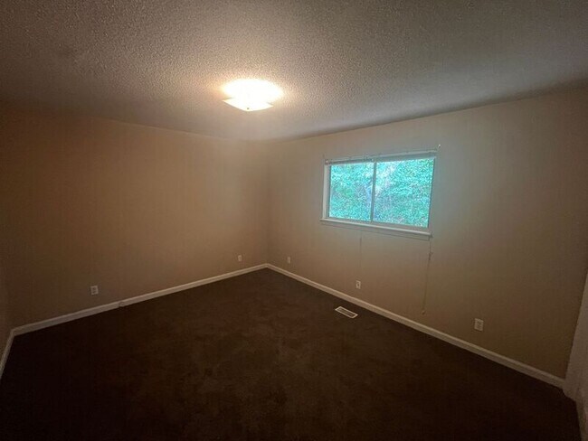 Building Photo - 716 Marley Way