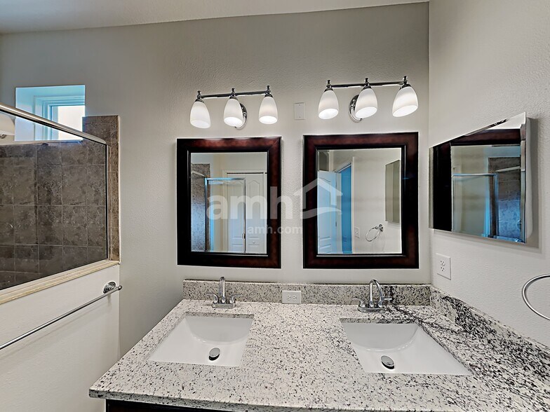 Building Photo - 12025 Whistling Wind Dr