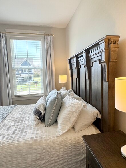 Building Photo - 5052 High Park Hill Dr