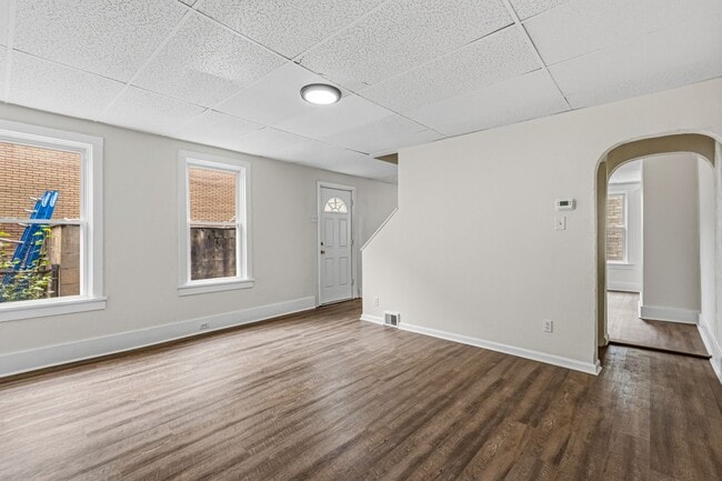 Building Photo - 5206 Lotus Wy