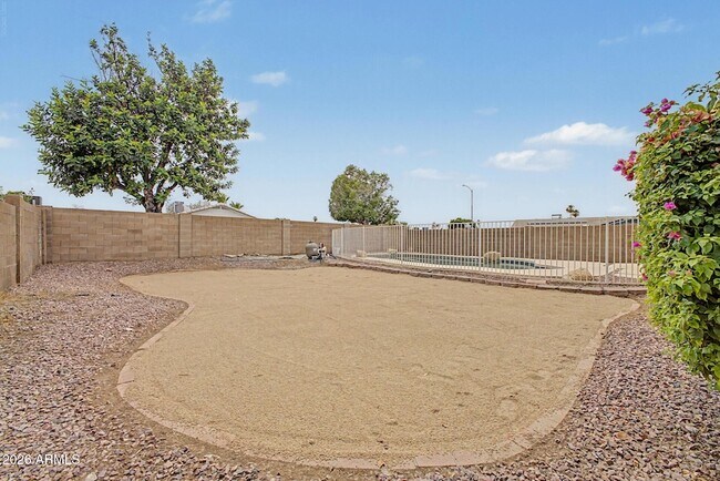 Building Photo - 19003 N 12th Dr