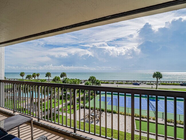 Building Photo - 4141 Ocean Dr