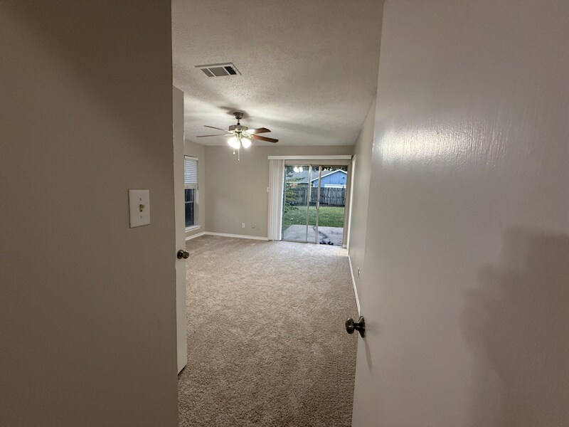 Building Photo - 2018 Auburn Dr