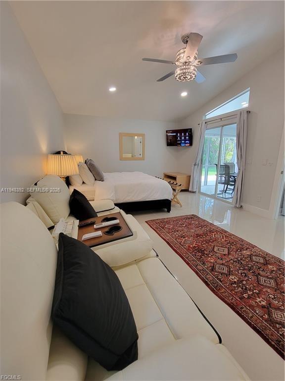 Building Photo - 237 SW 47th St