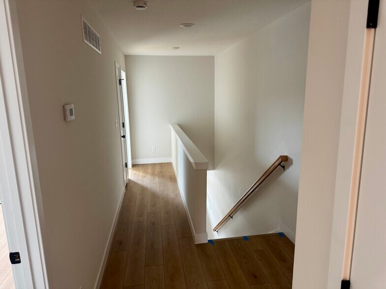 Building Photo - 507 Hickman Ave