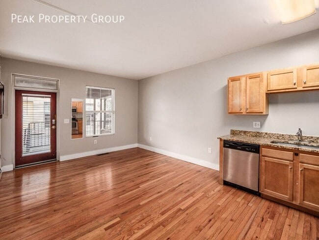 Building Photo - 24 Chittenden Ave