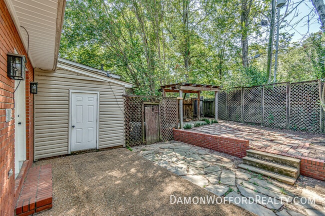 Building Photo - 1435 Roxbury Ct