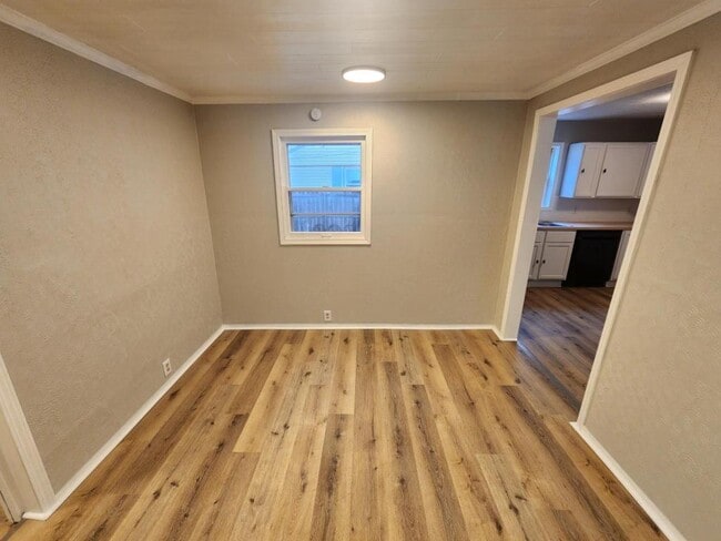 Building Photo - 3525 Allen Ave