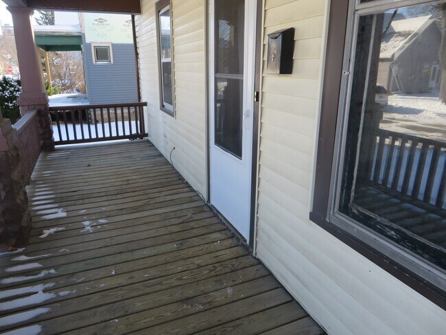 Building Photo - 1114 Rockhill St