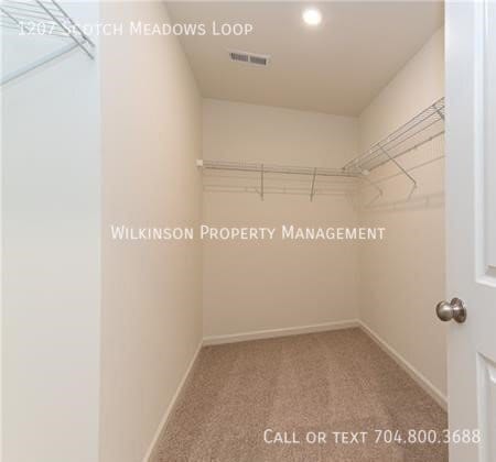 Building Photo - 1207 Scotch Mdws Lp