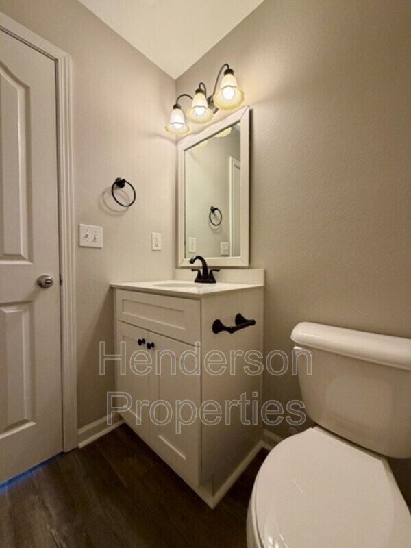 Building Photo - 7802 Rolling Meadows Ln